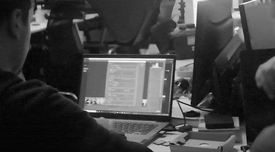 Video-editing-black-and-white