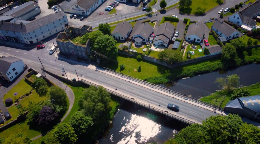 bridge-over-river-from-above